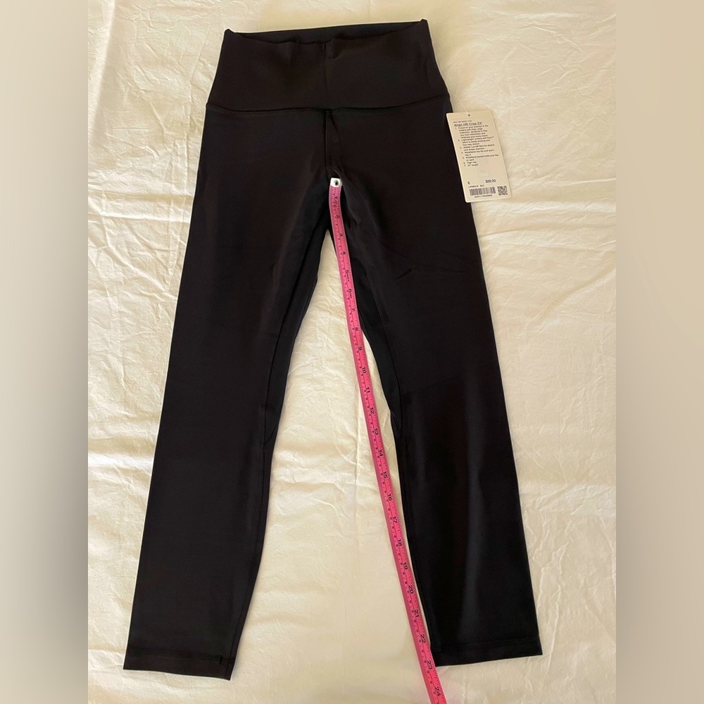 NWT Lululemon Align Crop 23” sz 6 - black